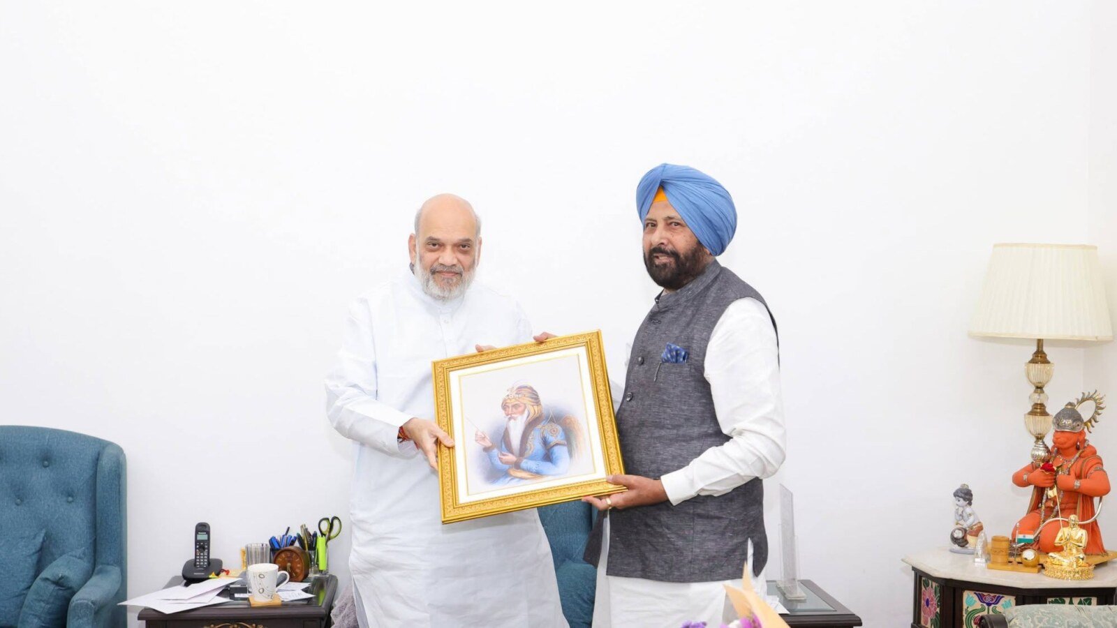 ਪੰਜਾਬ ਭਾਜਪਾ ਪ੍ਰਧਾਨ ਕੇਵਲ ਢਿੱਲੋਂ ਦੀ ਕੇਂਦਰੀ ਗ੍ਰਹਿ ਮੰਤਰੀ ਅਮਿਤ ਸ਼ਾਹ ਨਾਲ ਅਹਿਮ ਮੁਲਾਕਾਤ 1 BJP Punjab President Sh. Kewal Singh Dhillon Meets Union Home Minister Sh. Amit Shah