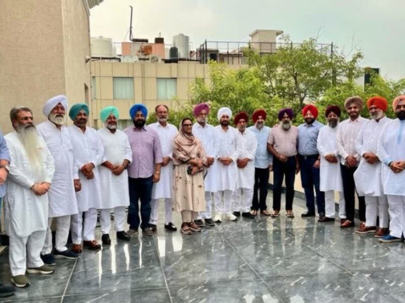 ਪੰਜਾਬ ਕਾਂਗਰਸ ‘ਚ ਵੱਡੀ ਹਲਚਲ! ਚੰਨੀ ਨੇ ਫਿਰ ਕੀਤਾ ਸ਼ਕਤੀ ਪ੍ਰਦਰਸ਼ਨ