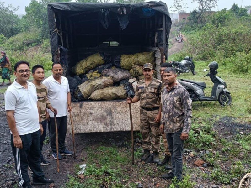 Illegal Coal Mining: CISF ਨੇ ਦੇਸ਼ ਵਿਆਪੀ ਕੀਤੀ ਵੱਡੀ ਕਾਰਵਾਈ, 1,277 ਮੀਟ੍ਰਿਕ ਟਨ ਗੈਰ-ਕਾਨੂੰਨੀ ਕੋਲਾ ਕੀਤਾ ਜ਼ਬਤ, 5 ਲੋਕਾਂ ਨੂੰ ਕੀਤਾ ਗ੍ਰਿਫ਼ਤਾਰ