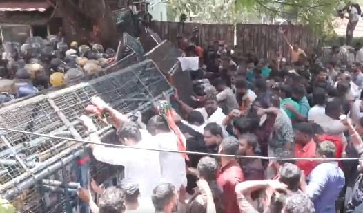 Kerala PSC Exam Row: BJP ਯੁਵਾ ਮੋਰਚਾ ਵੱਲੋਂ ਕਥਿਤ ਪ੍ਰੀਖਿਆ ਬੇਨਿਯਮੀਆਂ ਵਿਰੁੱਧ ਪ੍ਰਦਰਸ਼ਨ 1 Kerala PSC Exam Row