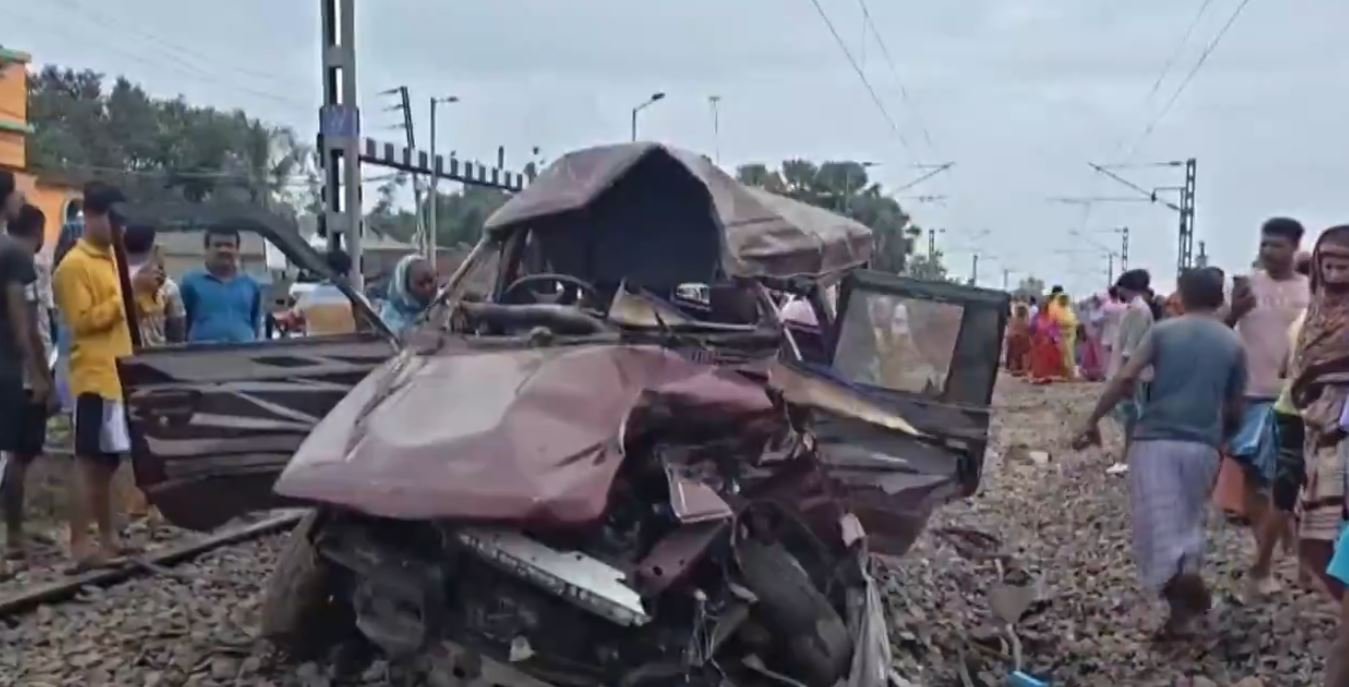 Murshidabad Train Accident: ਸਕੂਲ ਵੈਨ ਨਾਲ ਟ੍ਰੇਨ ਦੀ ਟੱਕਰ; 3 ਵਿਦਿਆਰਥੀਆਂ ਸਮੇਤ 4 ਦੀ ਮੌਤ; ਕਈ ਬੱਚੇ ਗੰਭੀਰ ਜ਼ਖਮੀ 1 Murshidabad Train Accident