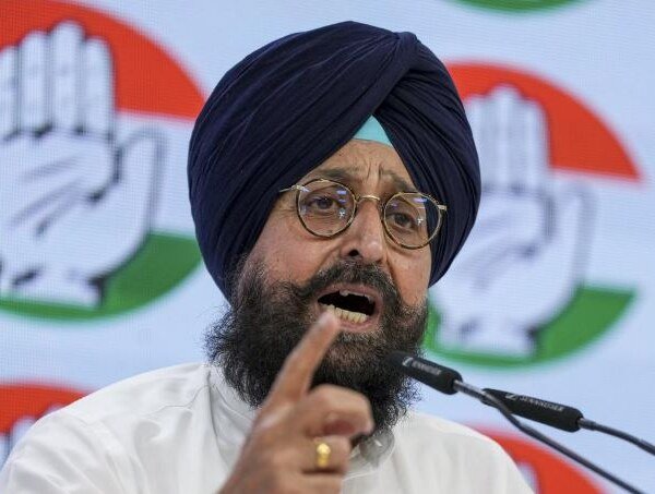 Punjab Politics: ਪ੍ਰਤਾਪ ਸਿੰਘ ਬਾਜਵਾ ਨੇ ਭਗਵੰਤ ਮਾਨ ਸਰਕਾਰ 'ਤੇ ਬੋਲਿਆ ਹਮਲਾ, ਲਾਰੈਂਸ ਬਿਸ਼ਨੋਈ-ਜੱਗੂ ਭਗਵਾਨਪੁਰੀਆ ਤੇ ਕਾਨੂੰਨ ਵਿਵਸਥਾ 'ਤੇ ਮੰਗਿਆ ਜਵਾਬ
