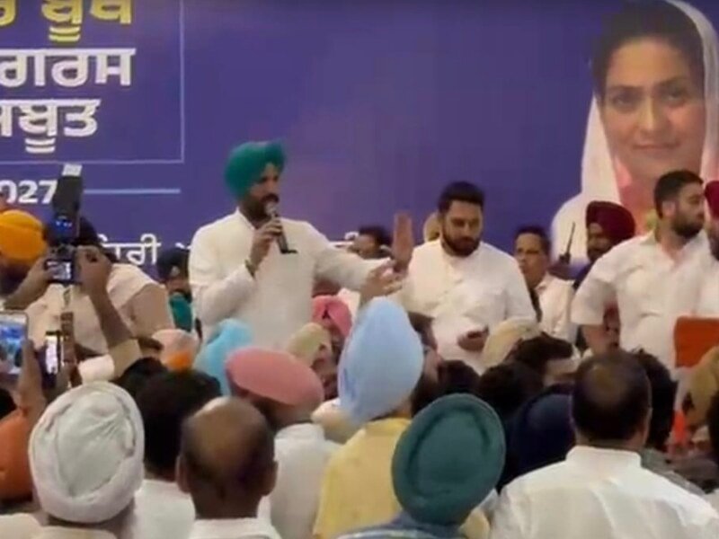 Punjab Congress ‘ਚ ਕਲੇਸ਼! ਮੀਟਿੰਗ ‘ਚ ਲੱਗੇ ‘ਚੰਨੀ ਜ਼ਿੰਦਾਬਾਦ’ ਦੇ ਨਾਅਰੇ