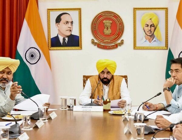 Punjab Cabinet Meeting: ਪੰਜਾਬ ਕੈਬਨਿਟ ਮੀਟਿੰਗ ‘ਚ ਅਹਿਮ ਫੈਸਲਿਆਂ ‘ਤੇ ਲੱਗੀ ਮੋਹਰ 